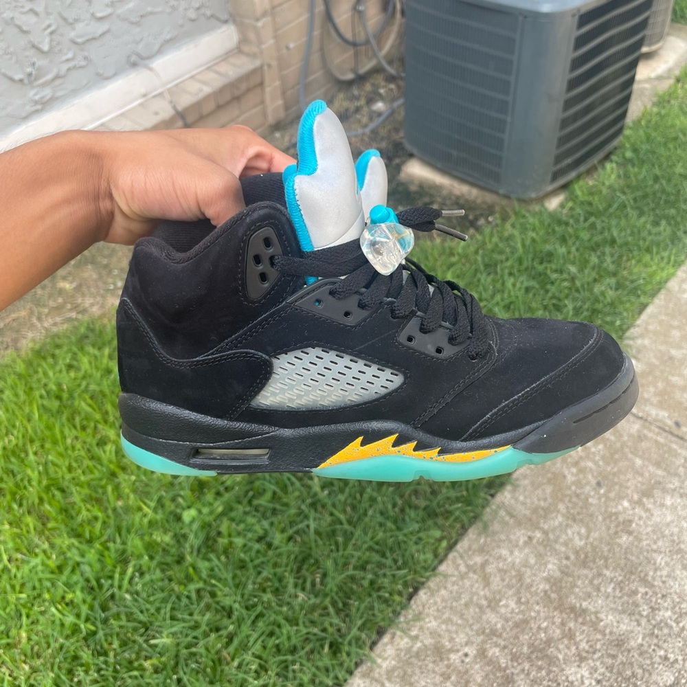 Retro Jordan 5 Aqual